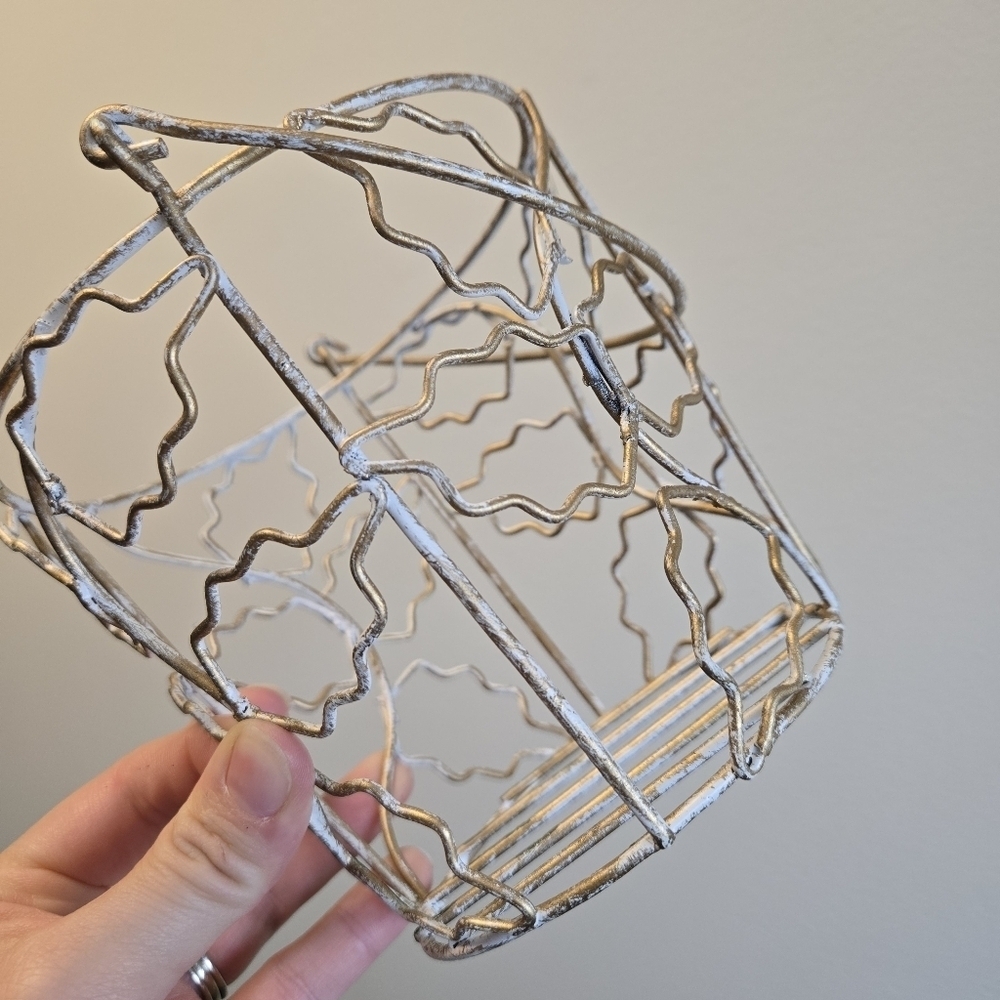 Gold White Leaves Small Metal Basket - Picture 2 of 2